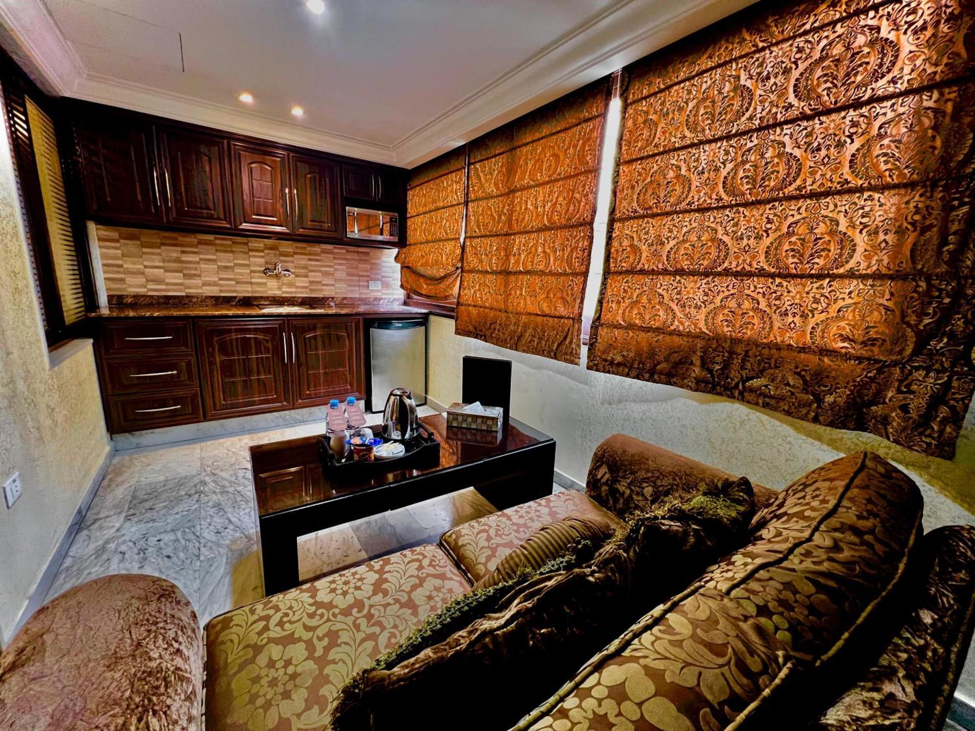 Queens Suite Hotel Bejrút Exteriér fotografie