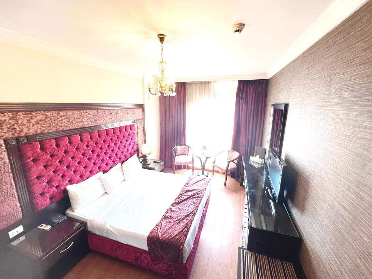 Queens Suite Hotel Bejrút Exteriér fotografie