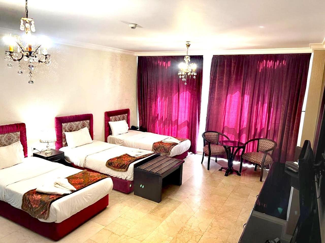 Queens Suite Hotel Bejrút Exteriér fotografie